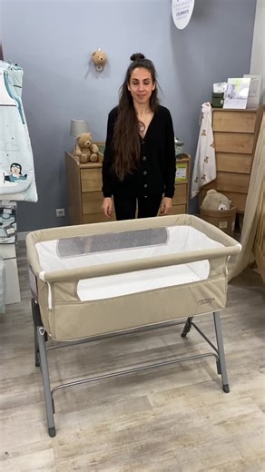 Le berceau cododo de Formula Baby est ideal pour dormir tout près de Bébé ! #berceau #cododo #litbebe #baby #bebe #parents #aubert