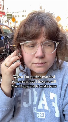 Should I Marry a Puppet?