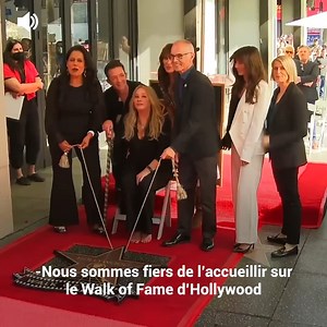 184K views · 1.9K reactions | L'actrice bien aimée a annoncé qu'elle se retirait du métier d'actrice après avoir été diagnostiquée comme souffrant d'une terrible maladie, mais avant cela, elle a été honorée par une étoile sur le Walk of Fame d'Hollywood. Au cours de la cérémonie, elle a prononcé un discours émouvant qui a touché l'auditoire. | Simone | Facebook