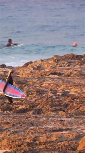 Alley Boardriders ran their first Rookie to Ripper session out at Currumbin Alley with Bede Durbidge We are stoked to see boardrider clubs across Queensland getting involved in this initiative! 🎥 @alleyboardriders_ #Currumbin #Alley #Boardriders #RookieToRipper #RTR #Surfing #Queensland #QLD | Surfing Queensland
