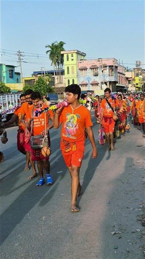 Bhole Baba will cross the river with a trident: Tarakeswar Yatra in the month of Shravan #shorts ...