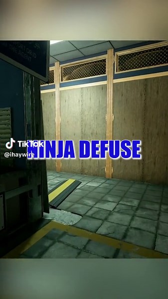 King of Siege Ninja Defusing 🥷👑 #rainbowsixsiege #ninjadefuse #haywire #