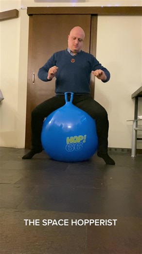 #exercise #gym #bounce #boing #ledraplastic #gymnic #spacehopper #spacehoppers #fun #riding #hop66 #cavalcare #spacehoppersarefunn #dance #dancing #gymball