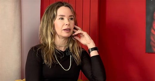 Romane Serda victime de violences conjugales, l’ex de Renaud fait de douloureuses confidences : “pendant qu’il me bastonnait…”
