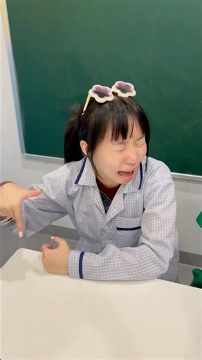 LNS - Why Is She Yelling? 😱😂 #funny #shorts