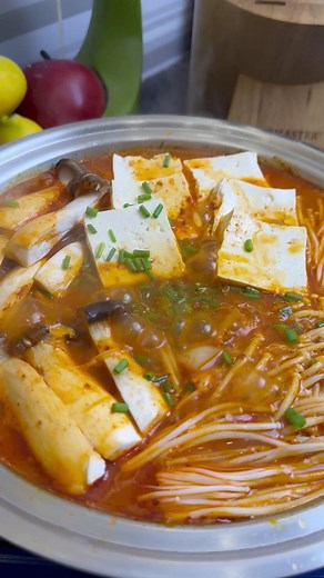 Delicious Kimchi Soup Recipe for Rainy Days