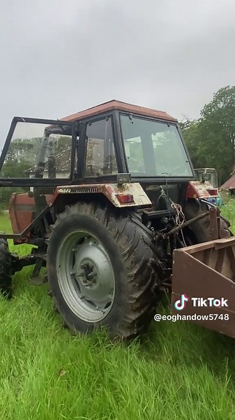 Sitting pretty😎#davidbrown #m6motors #1390 #davidbrown1390 #tractor #zetor #fyp #1982 #rust #zetorpower #likе