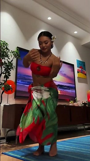 🌺 Hula Vibes – Beautiful Hawaiian Dance Girl Performance 🌴✨