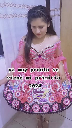 Stunning Prom Dress 2024 Showcase with Twirling