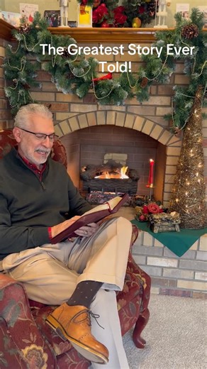 Ed Nava on Instagram: "Jesus came down to Earth on a rescue mission to save you and me! What can be better than that! Merry Christmas!"