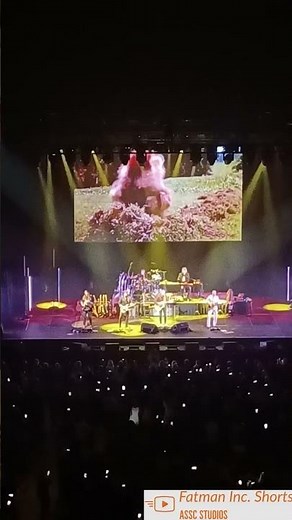 Kenny Loggins - I'm Alright clip | Mohegan Sun CT 9/14/23