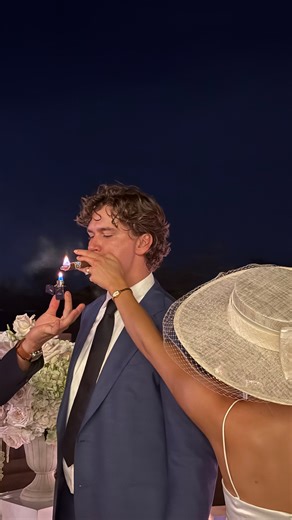 Kylee Renee on Instagram: "Our Backyard Ceremony 🦢 Florist - @hey.theredahlia Tailor - @redcarpettailor Photographer - @tessellenphoto Bar - @drinkbroda"