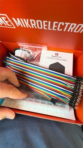 اصغر بي سي بالعالم raspberry pi #السعودية #العراق #مصر #قطر #سوريا #الاردن #اكسبلور #لايك #اشتراك