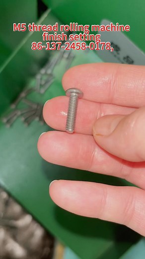 31K views · 309 reactions | M4 hexagon round head machine screw thread rolling installation test with the flat die... #reels #reelsvideo #screwthreadingmachine #screwrubbingmachine #hexagonroundheadscrew #M4threadingmachine #M5screwthreadrolling #semiguardthreadingmachine #screwthreadrollingmachine #machinescrew #TaiShinthreadrollingmachine | 曾丽丽 | Facebook