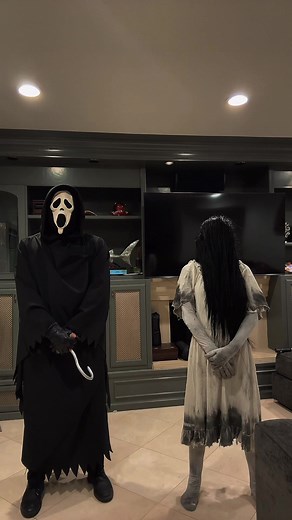 No Please Don’t Kill Me, Mr. Ghostface! 😂