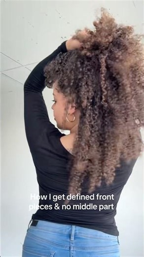 How to eliminate that harsh middle part ‼️#curlyhairtips #howtocutcurlyhair