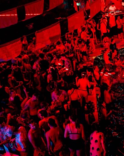 Ren on Instagram: "Sat 21 Feb | 2PM - 9PM 💦 Ten years of sweat, bass, temptation, and beautiful chaos… and we’re celebrating it half-naked under the sun. 10th 𝗔𝗡𝗡𝗜𝗩𝗘𝗥𝗦𝗔𝗥𝗬 🔴💦 𝗠𝗔𝗗 𝗦𝗧𝗔𝗦𝗛 𝗪𝗘𝗦𝗧𝗜𝗡 𝗣𝗢𝗢𝗟 𝗣𝗔𝗥𝗧𝗬 The maddest pool extravaganza in Bangkok • Free entry for girls until 6pm • 2PM - 3PM Happy Hour Buy 1 Get 1 Free Last tickets & tables (via link in the bio) 🎟️ megatix.in.th/events/madstashwestinsat21feb (Prices go up at the door) music • fashion • unity 🚩 �