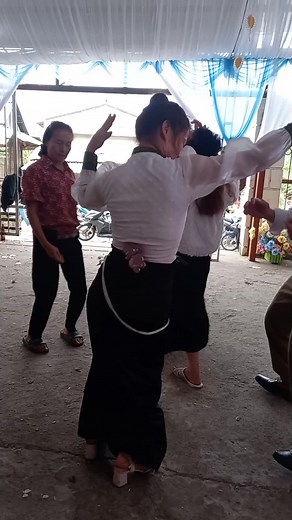 Em gái nhảy lắc mông cực đỉnh cực sung#TikTok