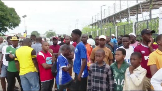NMB MAPINDUZI CUP 2026 | Pitapita za Dody nje la dimba la New Amaan Complex, majira ya saa 10 jioni ikiwa ni saa tatu kabla ya mchezo wa ufunguzi.... LEO inapigwa mechi moja pekee kati ya Mlandege vs Singida BS, saa 1:00 Usiku. Ni michuano ya Kombe la Mapinduzi kuanzia leo Desemba 28 LIVE #AzamSports3HD Lipia sasa Kisimbuzi chako usipitwe na mambo... #NMBMapinduziCup #MapinduziCup2026 #MapinduziCup #KombeLaMapinduzi | AzamSports