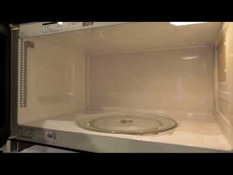 Samsung ME17R7021ES: Is This Microwave Worth It?