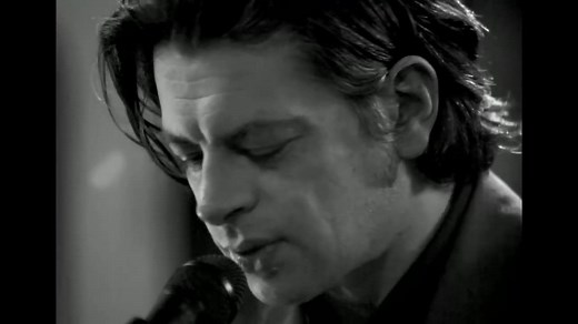Benjamin Biolay, Nicolas Fiszman, Denis Benarrosh "Revoir Paris", extrait de l'album "Trenet". Voir le clip en entier : http://po.st/RevoirParisYouTube Pré-commandez l'album : > Fnac : http://po.st/TrenetFnac > iTunes : http://po.st/TrenetiTunes > Qobuz : http://po.st/TrenetQobuz | Benjamin Biolay