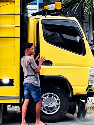 🤣🤣🤣 @🅁🄸🄵🄰🄻 @Om chek88 #promomakanharian #fypシ゚viral #coldiesel_canter #rmtgroup #sinematicmotor