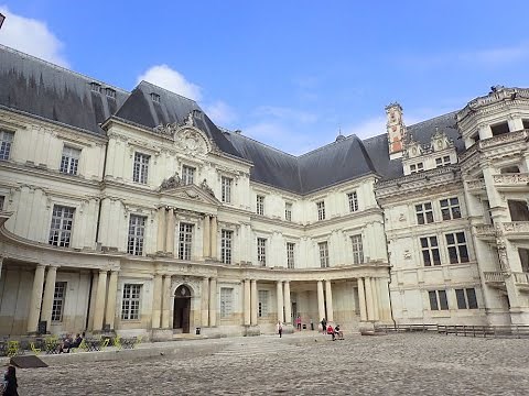 パリ以外のフランス旅行！ ロワールの古城 Château de Blois ブロワ城 前編
