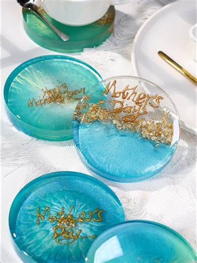Sip in style this Mother’s Day 💙 This Mother’s Day, gift her something handmade with love ✨ These HeyClear resin coasters are more than just decor—they’re a daily reminder of how much you care. Crafted with ocean-inspired blues and shimmering gold leaf, they’re perfect for her morning coffee or evening tea. A thoughtful, one-of-a-kind gift that’ll make her smile every time she sets down her cup. Our epoxy resin and coaster molds are available via the Linktree link in my bio—click to grab your s