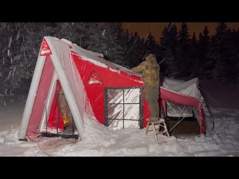 SNOW CAMPING WITH 2 DIFFERENT TENTS IN A SEVERE SNOWSTORM
