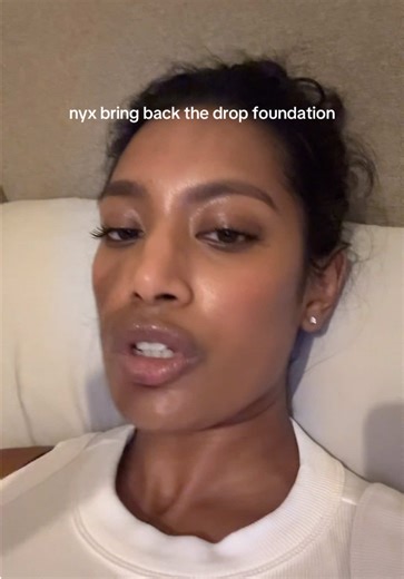 Exploring the Art of Hand Gestures in Shadow Play