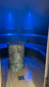 Just vibing and relaxing…💜 @yeoldebellspa #spa #spaday #spaseekers #selfcare #dateideas #spadays #dateday #relax #spatreatment #bestspa #outdoorpool #wellnessretreat #twilights #twilightspa #spabreak #solo #massage #facial #spatreatment #solodate | SpaSeekers.com