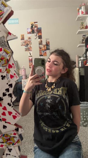 Embrygrace21 (@embry_grace21)’s videos with Mr. Predictable - Avery Anna