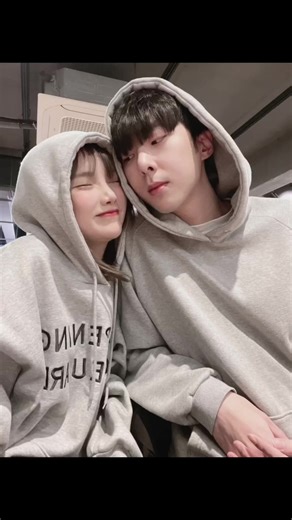 Chụp ảnh với bạn gái - Hoon Kem & Hàn Việt Couple