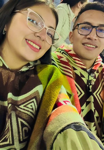 La noche más linda con Kjarkas y amor