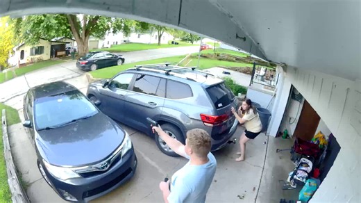 'Calm under pressure': Offutt airman takes heroic action during deadly shooting in Iowa