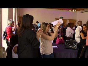 Team Building Singing For Conferences and Ice Breakers