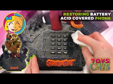 YIKES! RESTORING BATTERY ACID COVERED SCOOBY-DOO PHONE ☎️ #restoration #retro #cleaning #old