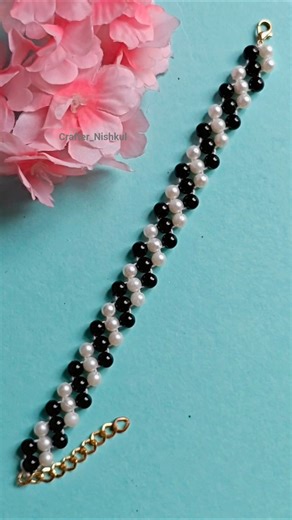 Black & White Pearl Bracelet 🖤🤍 | Super Easy DIY in 60 Seconds! #shorts #handmade #craft #jewellery