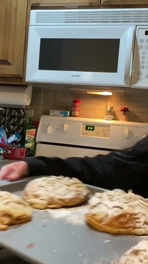 Almond Cream Croissant FFXIV Cookbook