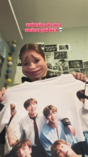 en 2019, c’était OK de se ramener avec un T-shirt avec leur tête dessus 🙄💀 #bts #concert #army #paris #fyp