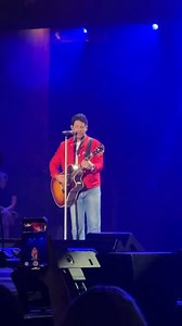 Jonas Brothers performing “Mirror To The Sky” last night as fan request! 📸: yisingkao on X #JoeJonas #NickJonas #KevinJonas #Jonas #JonasBrothers | Follow @jonasdailynews_ for more. | Jonas Brothers Daily News