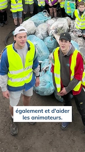 Rendre service, apprendre par l’action, telles sont les promesses du scoutisme ! ⚜️ Mais concrètement, que se cache-t-il là derrière ? Comment les enfants apprennent-ils en agissant, en rendant service ? 🧐 Réponse en image ! Inspiré·e ? 👉 Découvre comment agir et s’engager dans ta communauté avec tes scout·es, tout en leur permettant d'apprendre : trouve une action de service sur la plateforme Scoutmain (partage.lesscouts.be/scoutmain/search) et c'est parti ! | Les Scouts