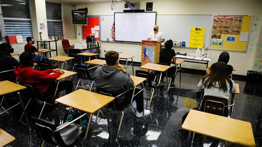 Miami-Dade Schools Requires Adults to Mask Up, Will Follow CDC's Isolation Guidance