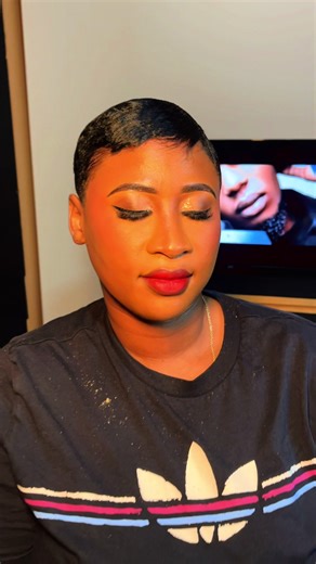 Soft Makeup Look Featuring a Bold Red Lip