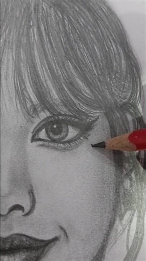 Trying To Draw Lisa From BLACKPINK🖤💗 (Beginner) #art #lisa #blackpink #shorts #sketch #UKGirl