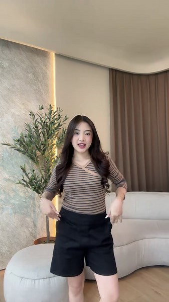 Stylish Hot Pants Outfit Ideas for Women