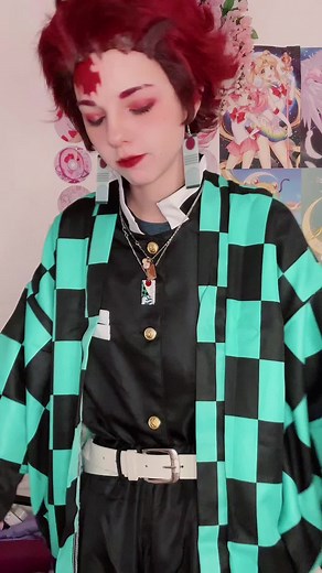 He’s so silly #tanjiroukamado #tanjirocosplay #tanjirokamadocosplay #demonslayer #demonslayercosplay #manga #anime #tanjirodemonslayer #cosplay #cosplay #contacts