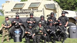 📢ANNOUNCEMENT OF A NEWLY FORMED SPECIAL RESPONSE TEAM📢 AUGUST 21ST 2021 History in the making, under the direction of the City of Madisonville Police Alderman Liaison Ed Dawson, Chief of Police Danny Russell, and the Assistant Chief of Police Kevin Peak; would like to formally announce the first establishment of a fully certified Madisonville Police Department Special Response Team (SRT). As surrounding area crimes increase and evolve, your Madisonville Police Department is training and evolvi