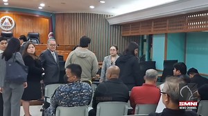 NEWS UPDATE | Nasa loob na rin ng Sandiganbayan Fourth Division si dating Sen. Bong Revilla, kasama ang kanyang maybahay na si Rep. Lani Mercado at ang kanilang mga anak. Nakatakda ngayong araw, Enero 23, ang arraignment o pagbasa ng sakdal kay Revilla at sa mga kapwa niya akusado kaugnay ng kasong graft. Kaninang umaga naman natapos ang proceedings sa Sandiganbayan Third Division para sa hiwalay na kasong malversation. | via Sheena Torno | Newsblast