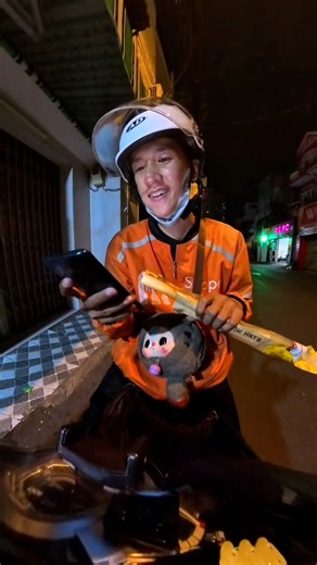 Mày ráng ráng đi... | Thõ Con